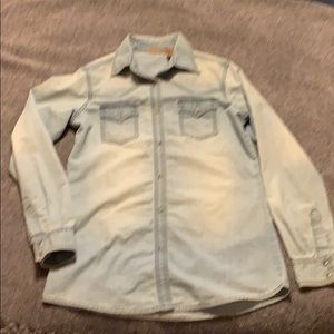 Women’s long sleeve Jean shirt.